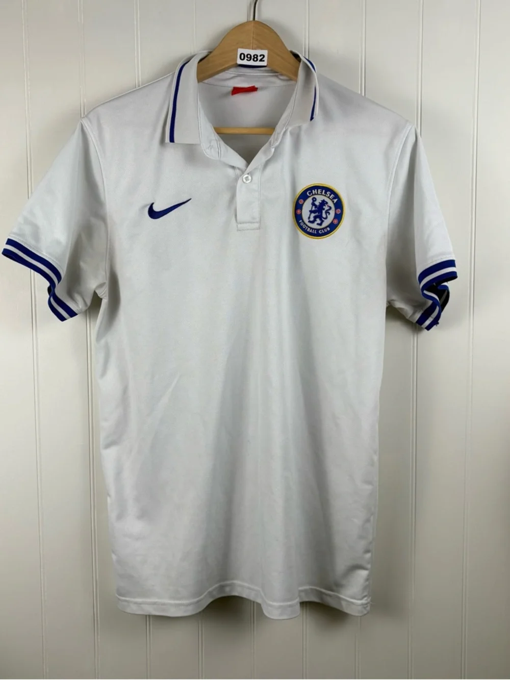 Nike Chelsea FC Polo Shirt White Blue Trim Soccer Football Club L - Picture 2 of 6